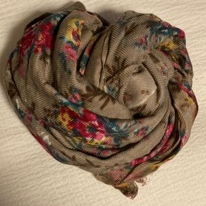 Beautiful scarf- floral design